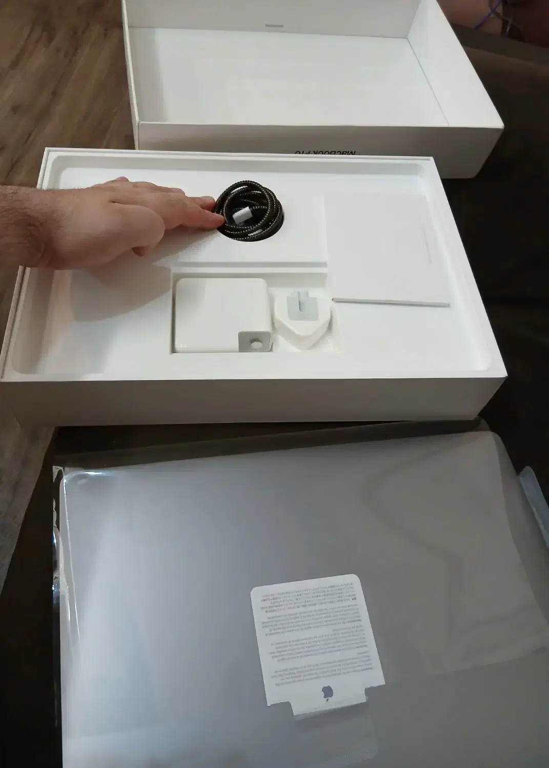 مک بوک پرو ۲۰۱۸ تاچ بار با مشخصات عکس و توضیحات|رایانه همراه|تهران, افسریه جنوبی|دیوار