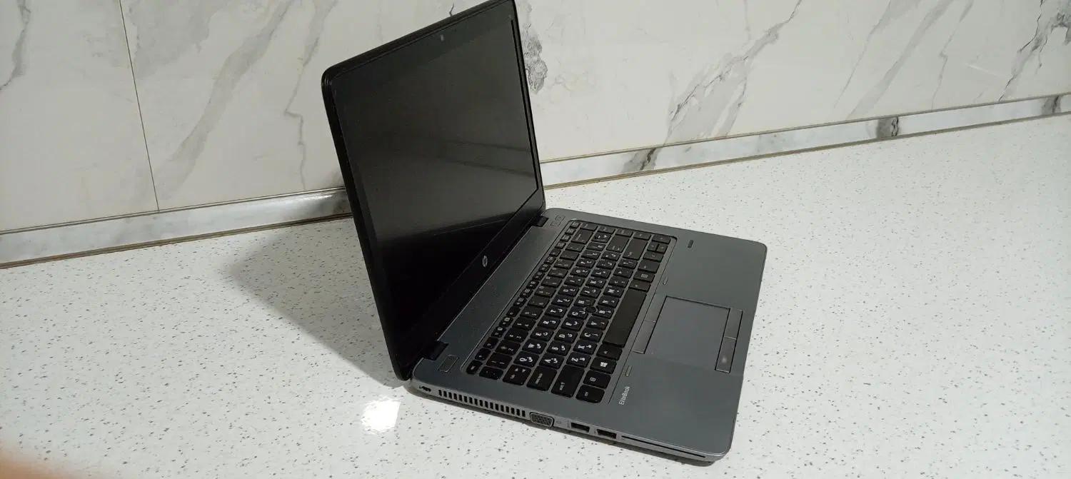 لبتاب hp|رایانه همراه|میانه, |دیوار