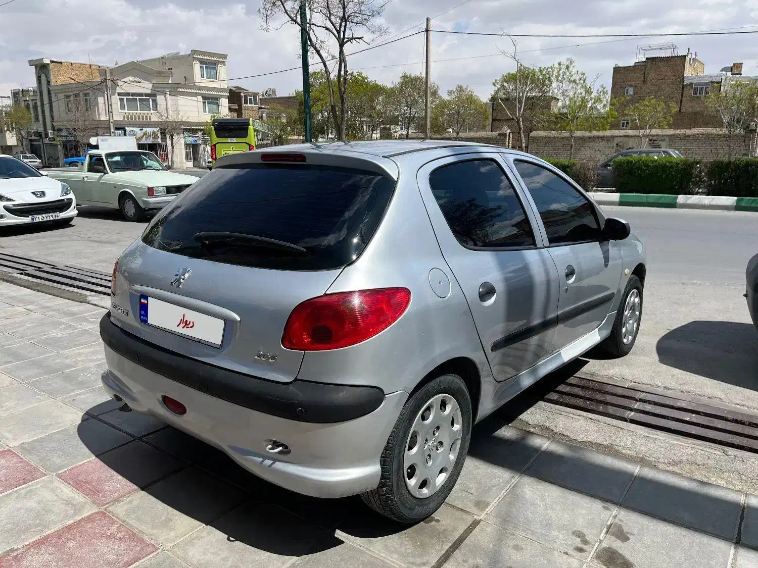 ۲۰۶ tu5|خودرو سواری و وانت|اراک, |دیوار