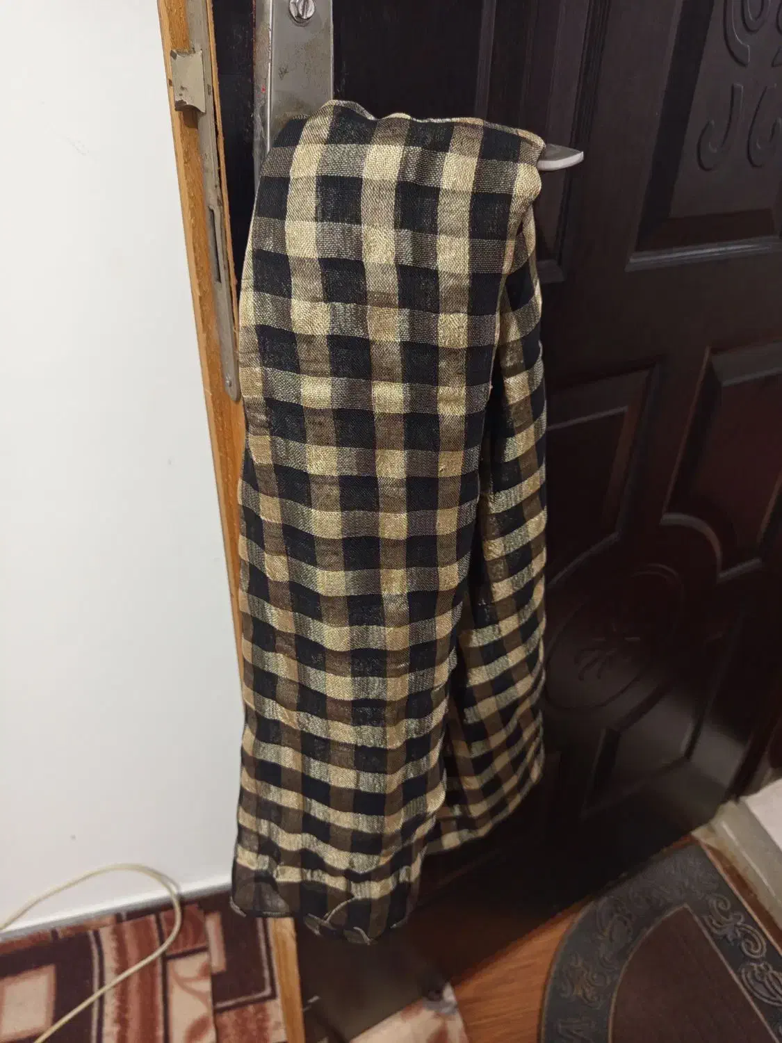 لباس|لباس|رشت, حمیدیان|دیوار