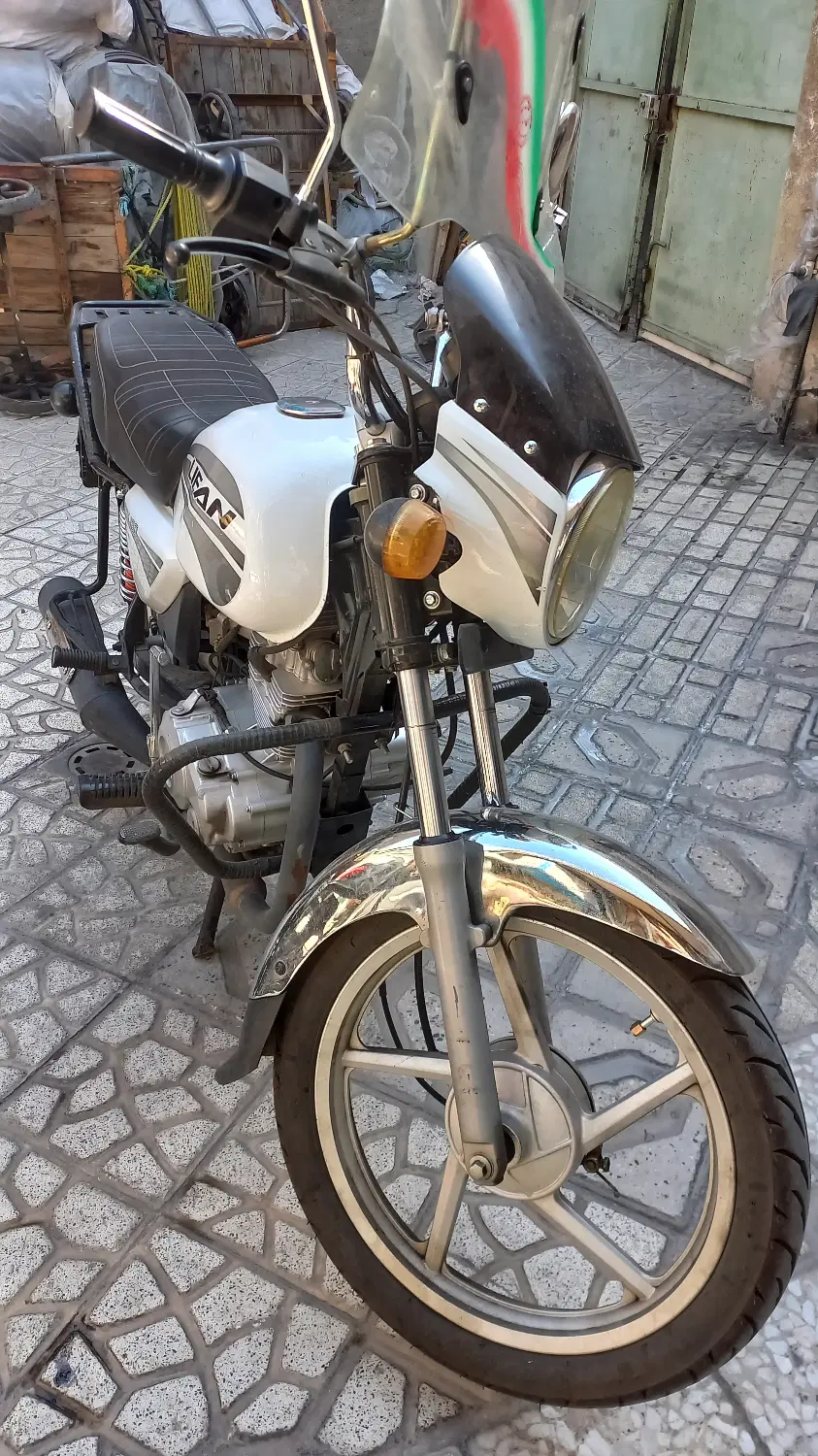 لیفان ۱۸۰۰|موتورسیکلت|تهران, مینای جنوبی|دیوار