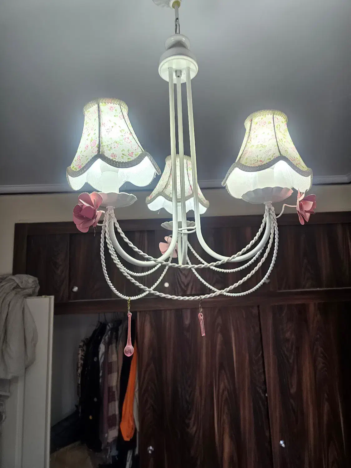 لوستر|لوستر و چراغ آویز|تهران, تسلیحات|دیوار