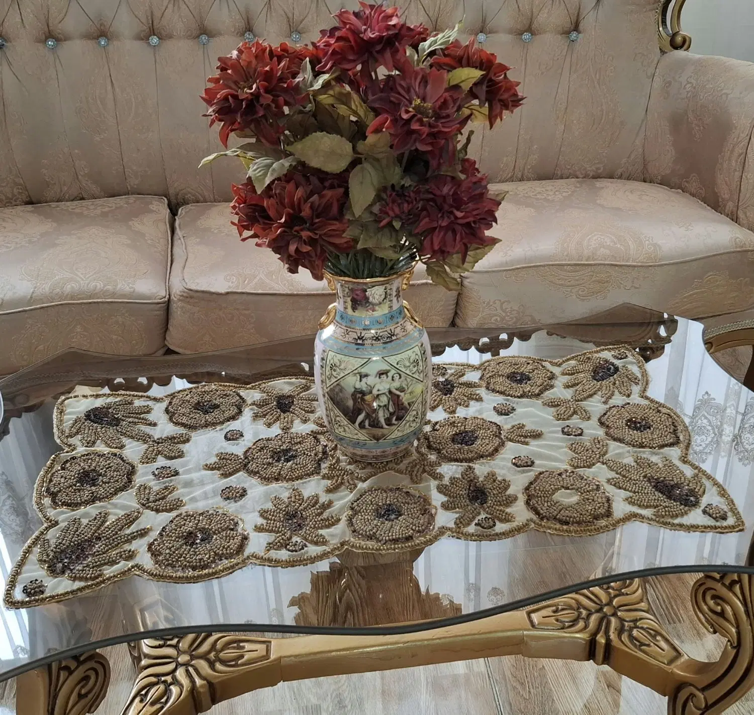 رومیزی|پرده، رانر، رومیزی|رباط‌کریم, رباط‌کریم|دیوار