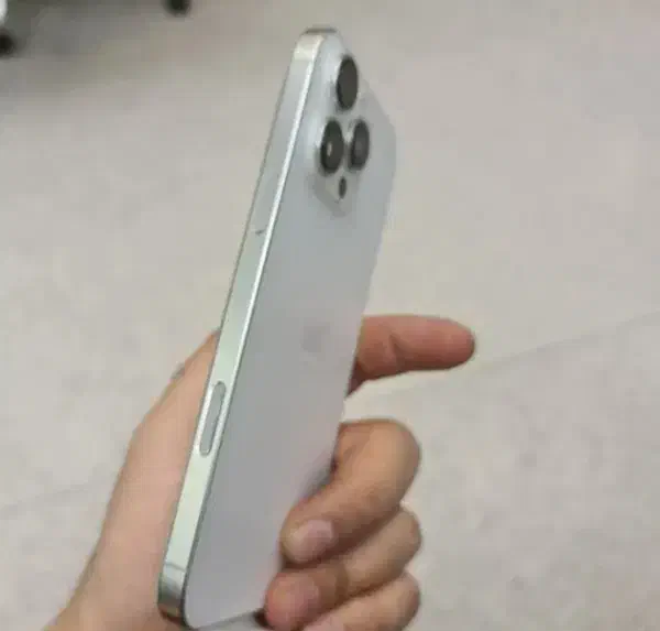 ایفون ۱۶|موبایل|بروجرد, |دیوار