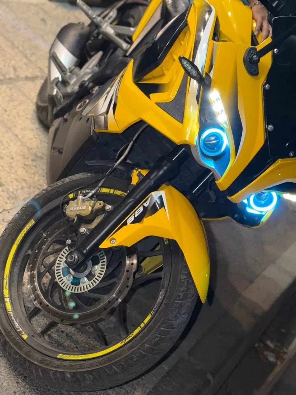 Rs200|موتورسیکلت|فردیس, شهرک سپاه|دیوار