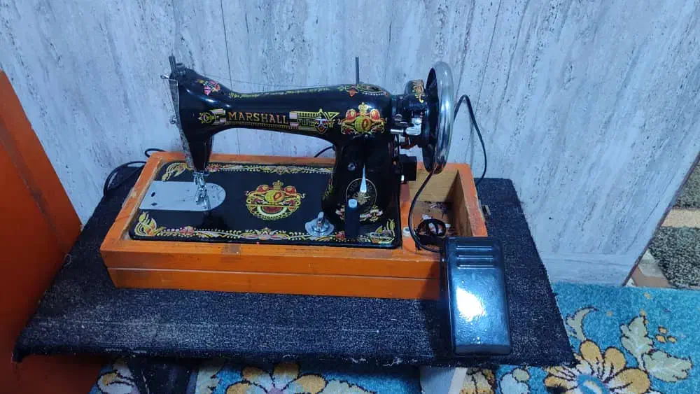 چرخ|چرخ خیاطی و ریسندگی|اهواز, امانیه|دیوار