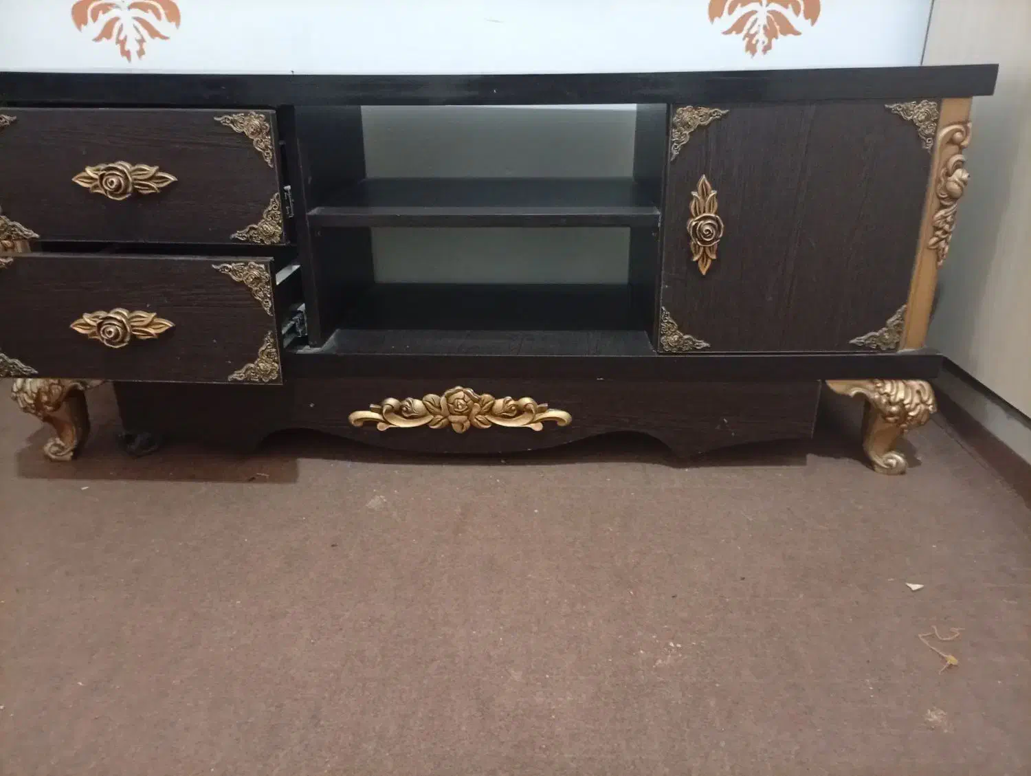 میز|بوفه، ویترین، کنسول|شوشتر, |دیوار