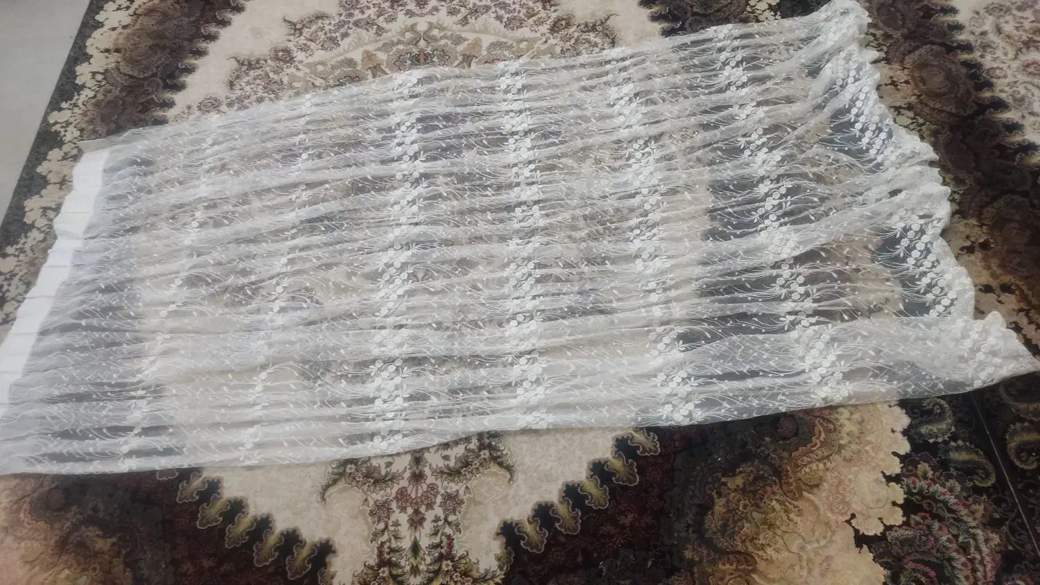 پرده|پرده، رانر، رومیزی|گلستان (تهران), |دیوار