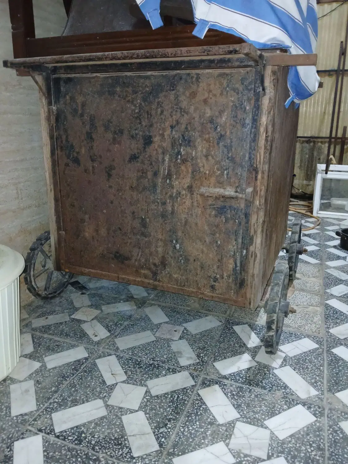 گاری|حراج|رشت, دخانیات|دیوار