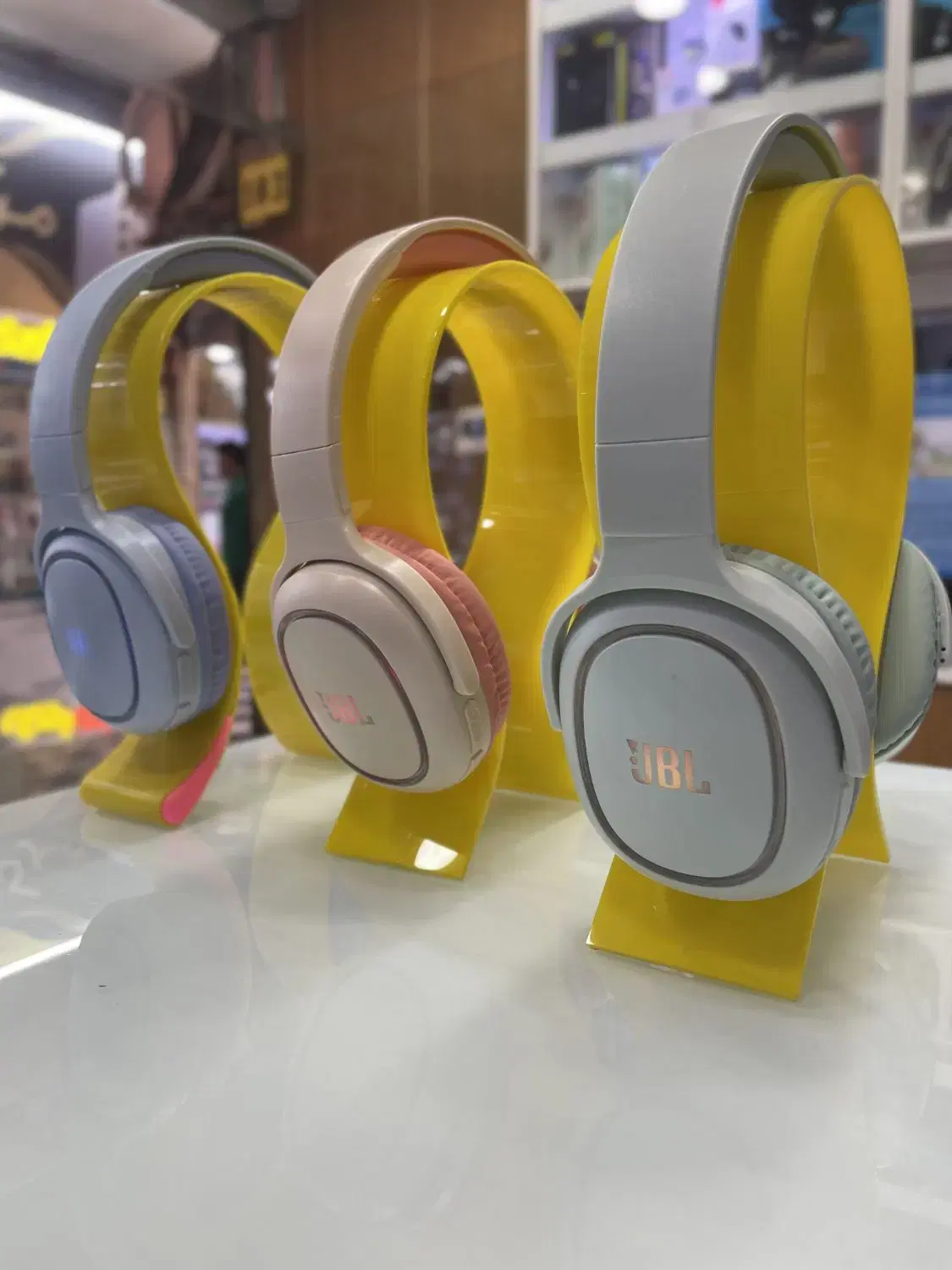 هدفون JBL با کیفیت صدا عالی|لوازم جانبی موبایل و تبلت|سبزوار, قائم|دیوار