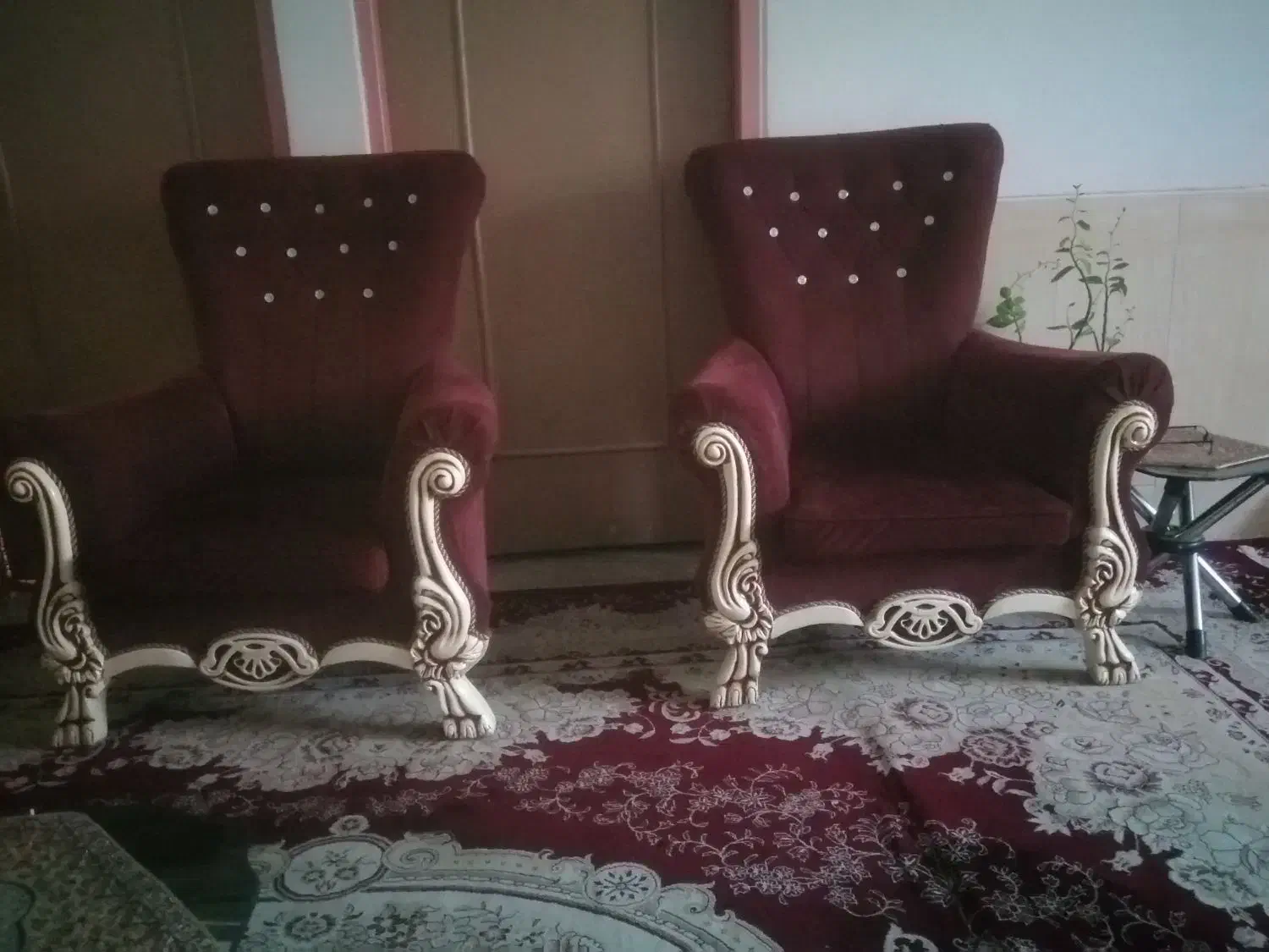 مبل 8نفره|مبلمان خانگی و میز عسلی|اصفهان, حصه جنوبی|دیوار