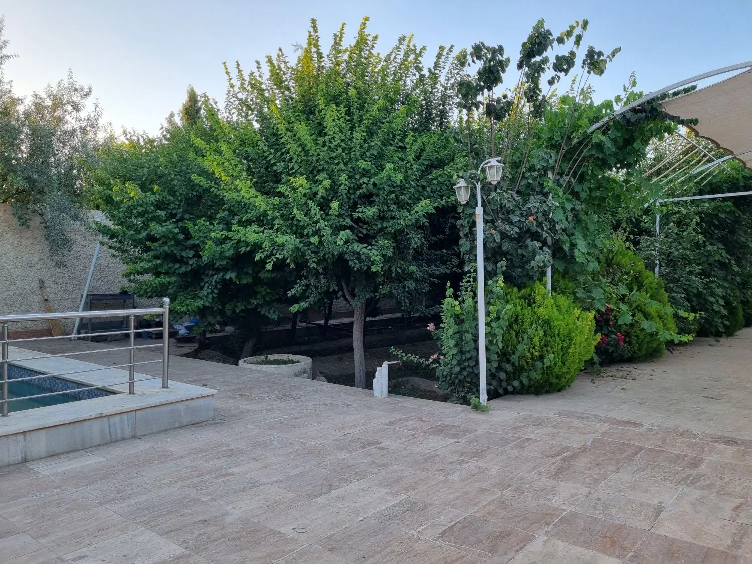 باغ ویلای ۷۰۰ متری سرسبز - Ansicht 4