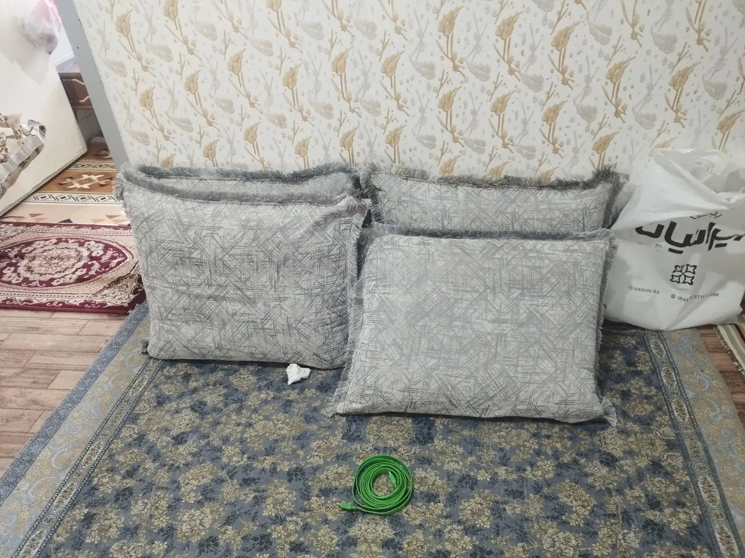 پشتی|پشتی|بوشهر, |دیوار