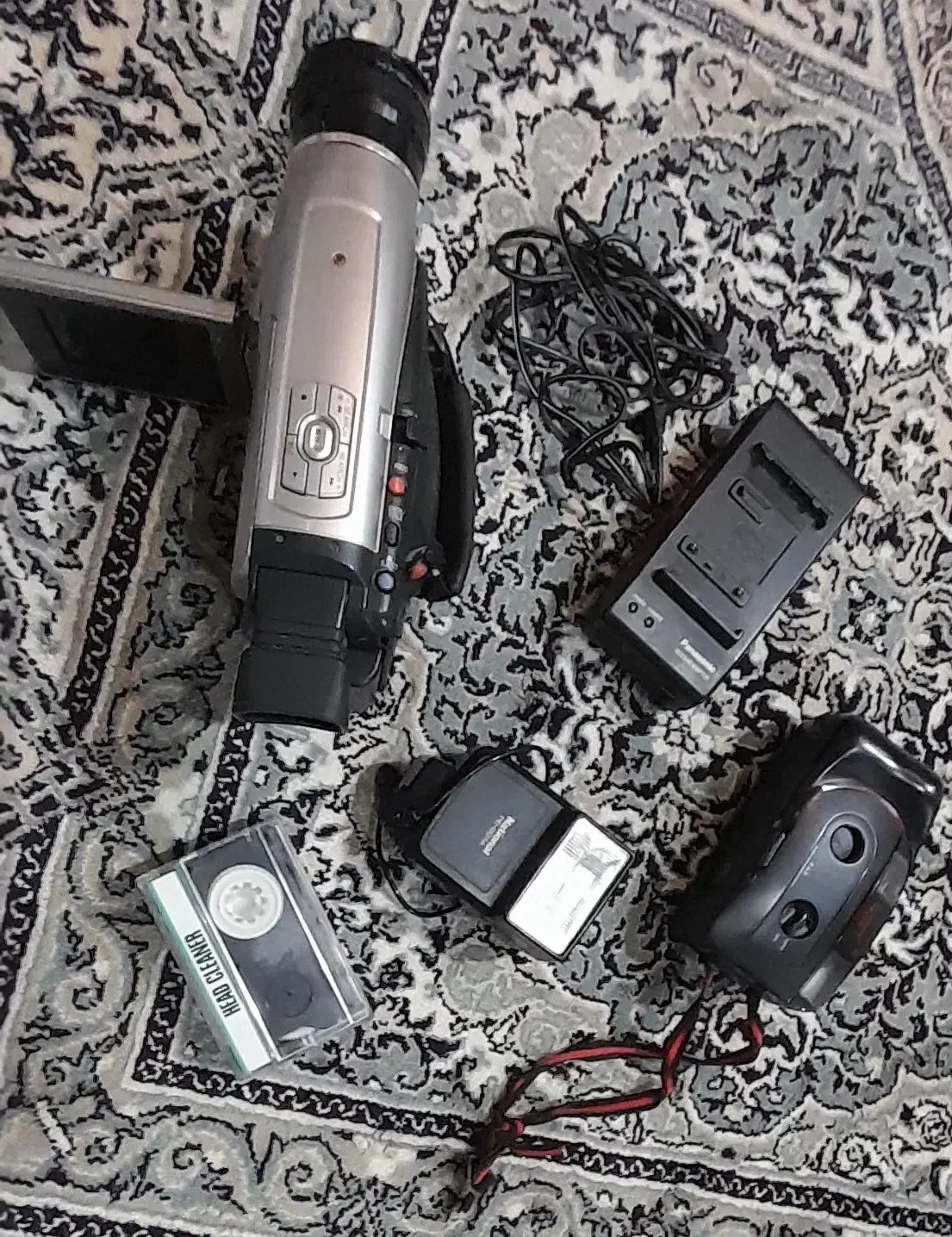 دوربین|دوربین عکاسی و فیلم‌برداری|نجف‌آباد, امیرآباد|دیوار