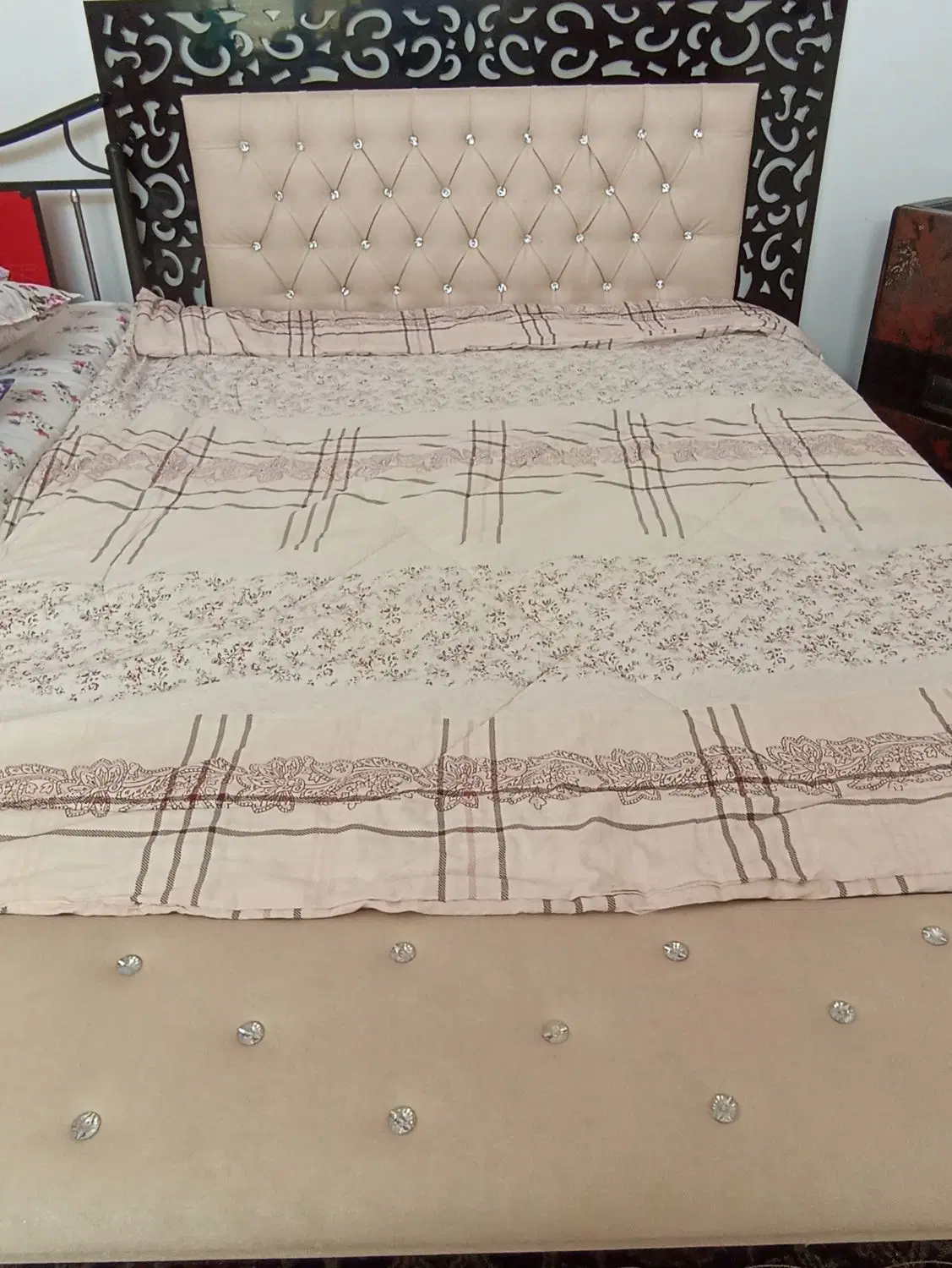 فرپش|تخت و سرویس خواب|مبارکه, |دیوار