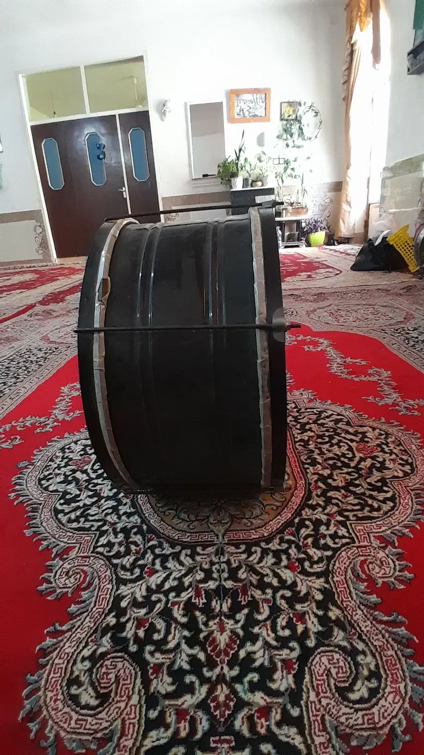 طبل محرم|درام و پرکاشن|شوش, |دیوار