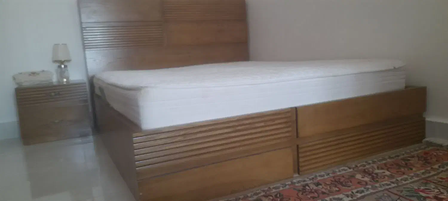 تخت|تخت و سرویس خواب|نیشابور, بنیاد شهید|دیوار