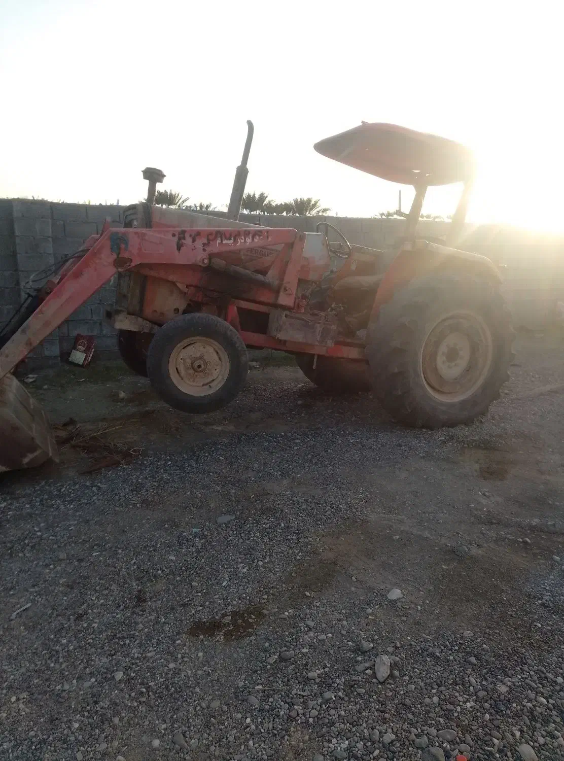 تراکتور بیل دار|خودرو سنگین|چاه مرید, |دیوار