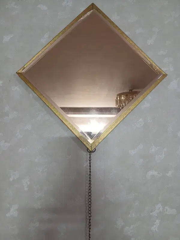 آینه|آینه|مشهد, حضرت حجت|دیوار