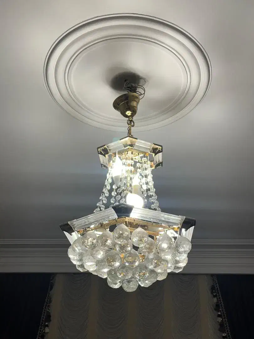 لوستر|لوستر و چراغ آویز|شهر ری, سرتخت|دیوار