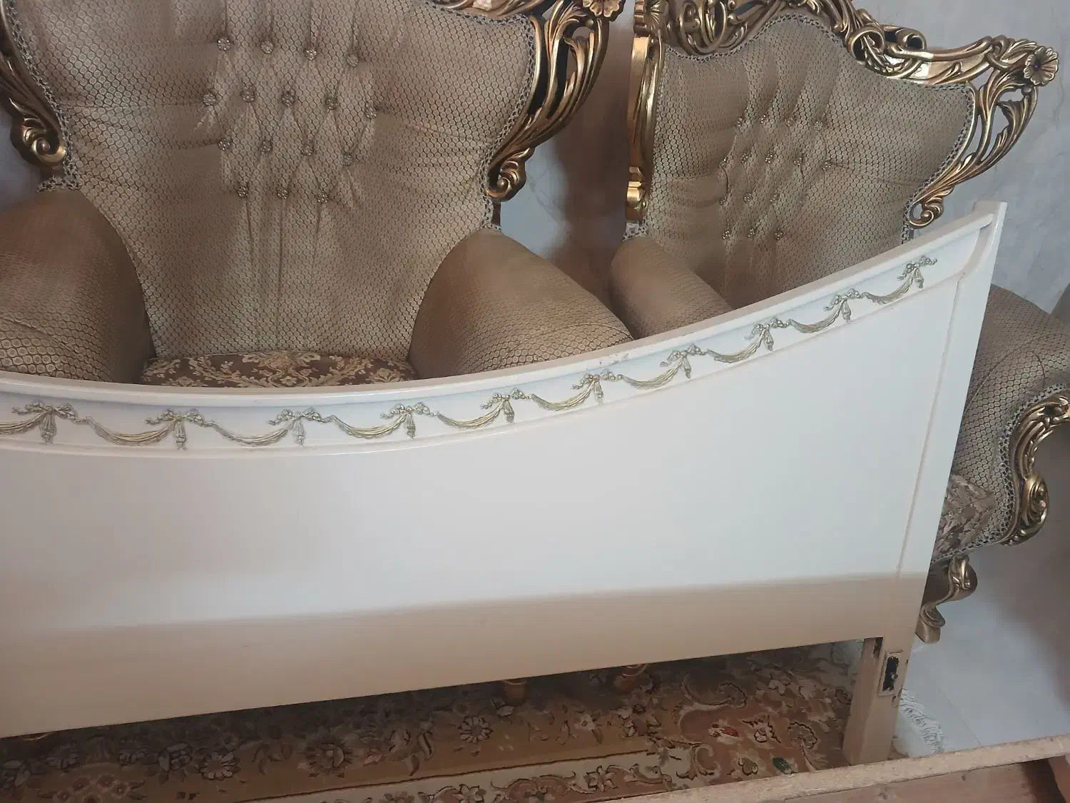 تخت.دونفره..جنس ام دی اف|تخت و سرویس خواب|مشهد, کارمندان دوم|دیوار