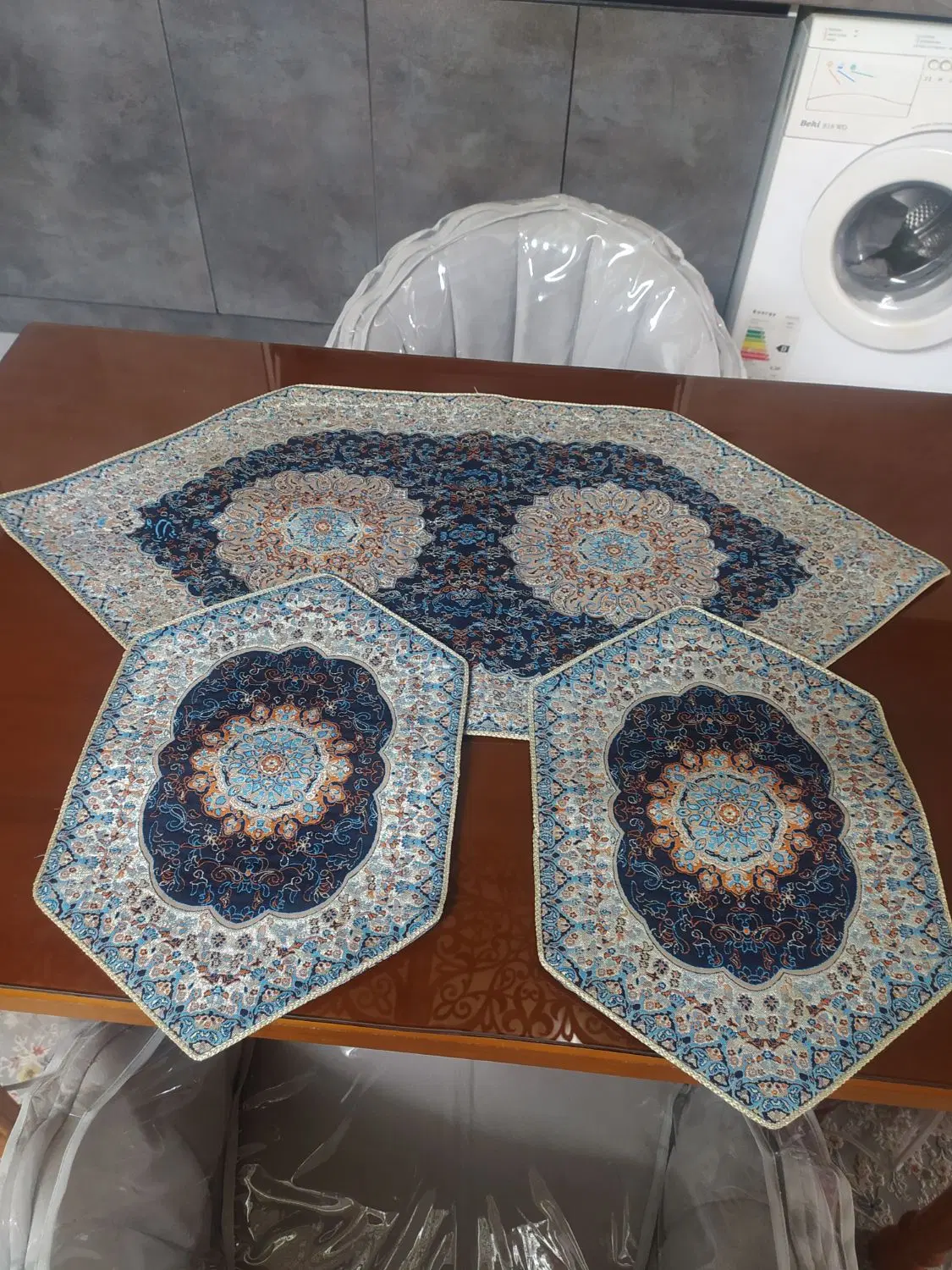 رو میزی|پرده، رانر، رومیزی|خرمآباد, |دیوار