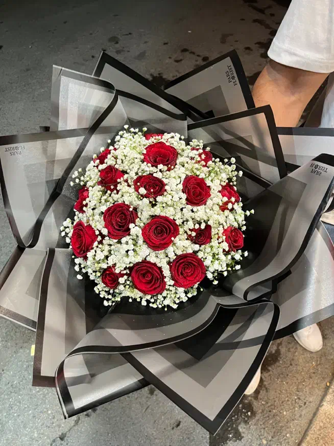 دسته گل|گل و گیاه طبیعی|اراک, |دیوار