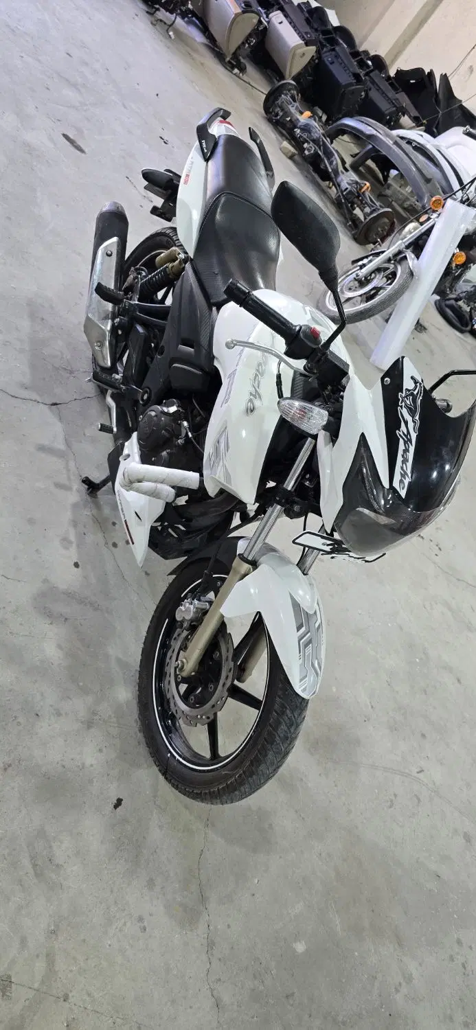 آپاچی 180cc|موتورسیکلت|کرج, شهرک سهرابیه|دیوار