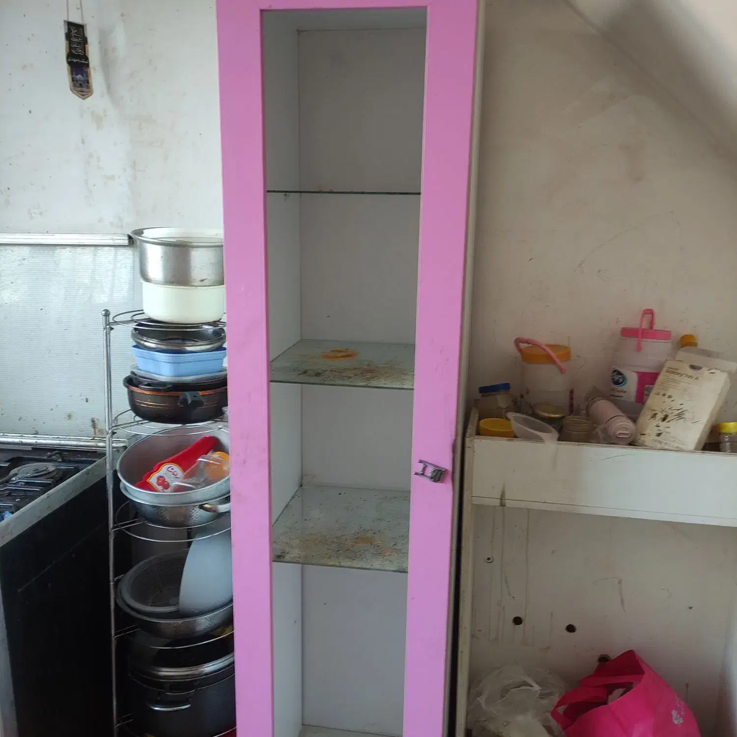 کمد رایگان|جاکفشی، کمد، دراور|سلفچگان, |دیوار