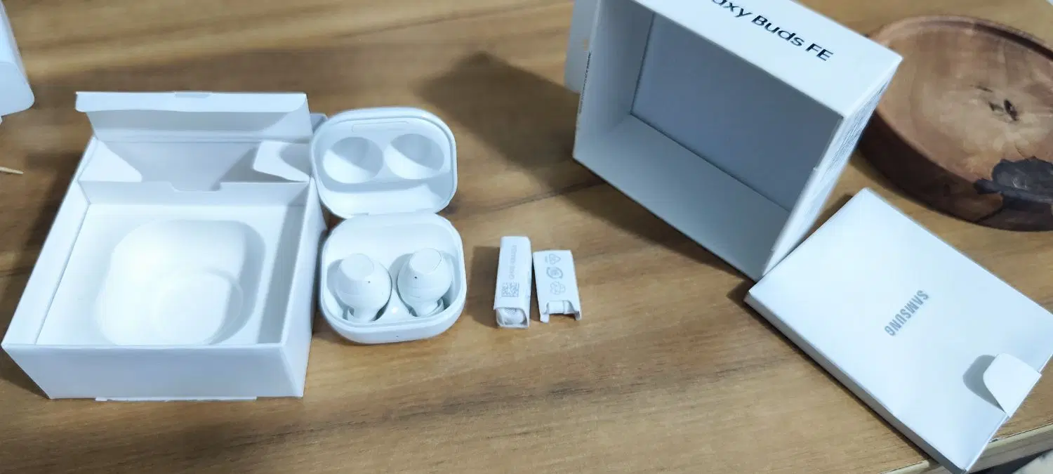 Galaxy Buds FE|لوازم جانبی موبایل و تبلت|نسیم‌شهر, |دیوار