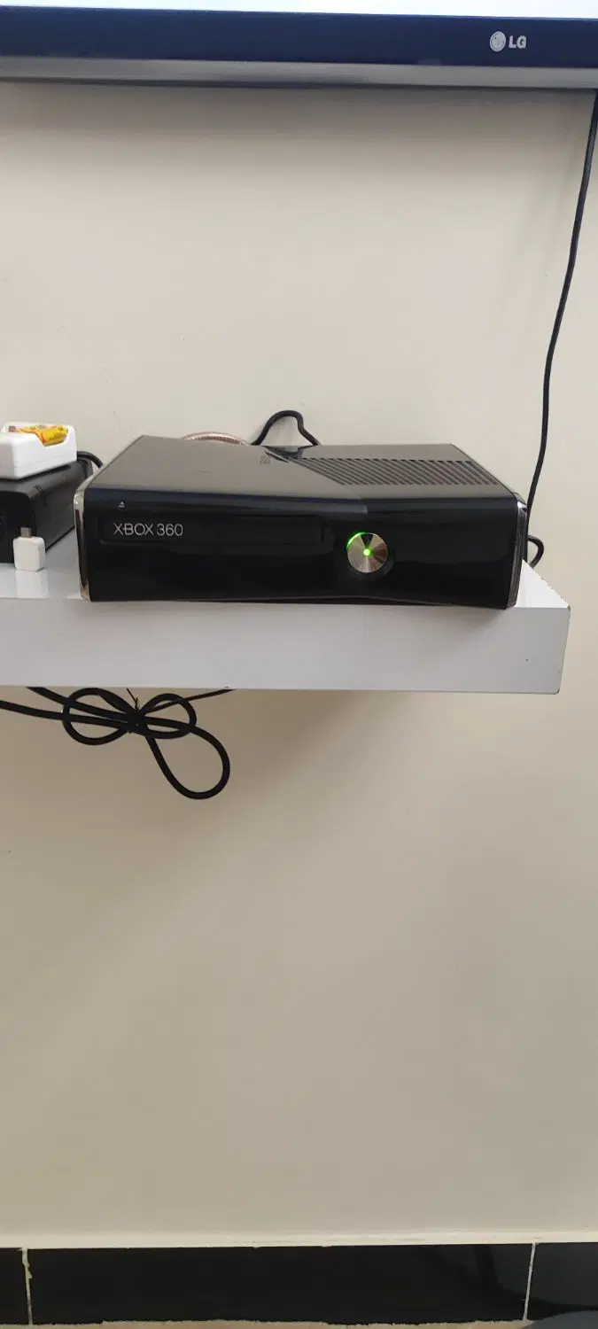 xbox 360 slim 256|کنسول، بازی ویدئویی و آنلاین|خواف, |دیوار