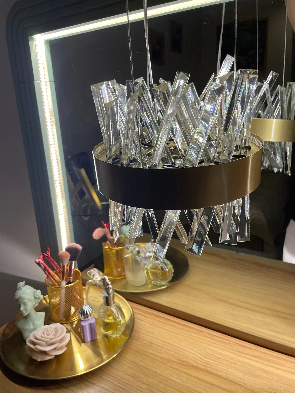 لوستر|لوستر و چراغ آویز|تهران, هروی|دیوار