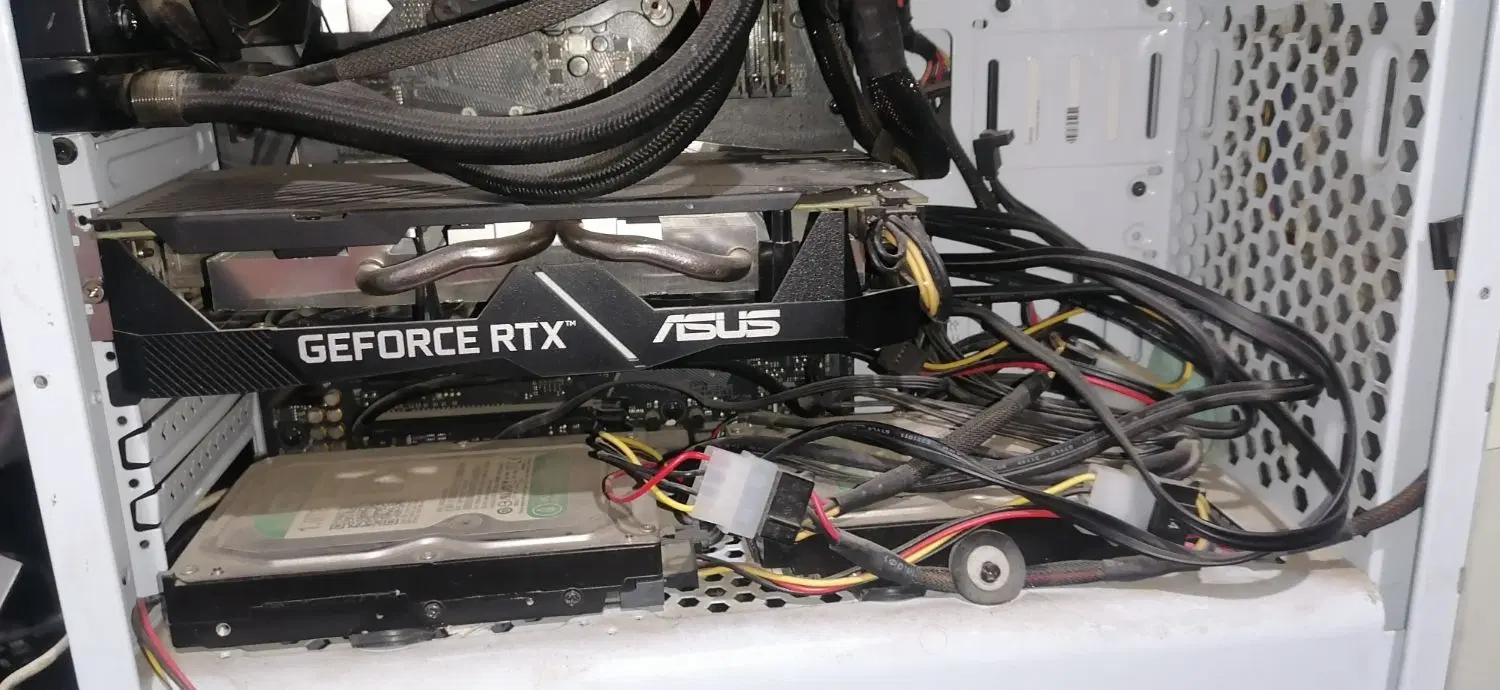 کیس asus|رایانه رومیزی|شیراز, نیستان|دیوار