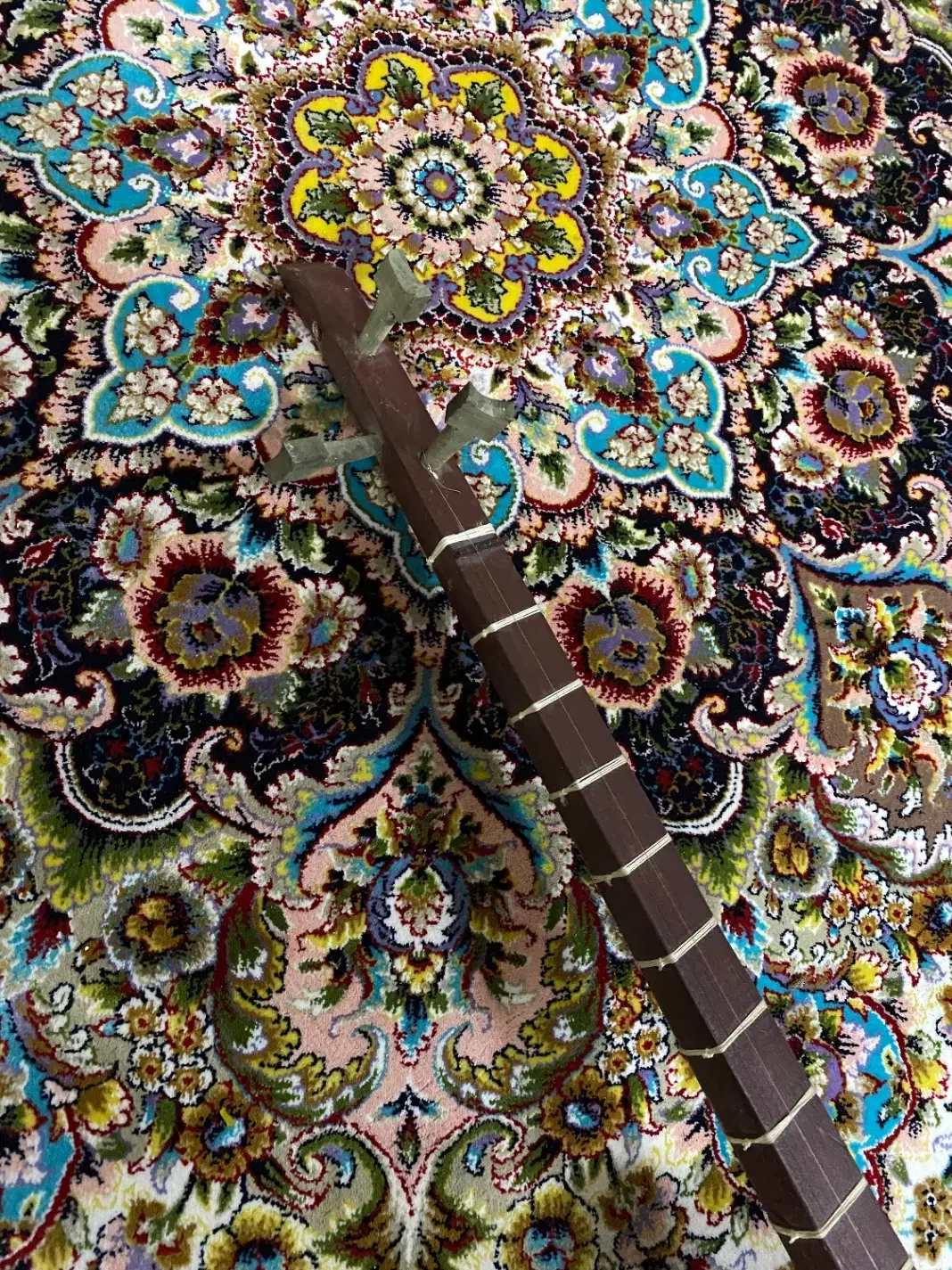 سه تار|سازهای سنتی|مشهد, فدک|دیوار