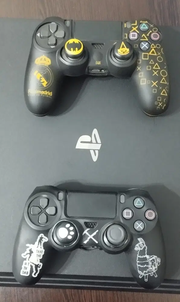 PS4 pro|کنسول، بازی ویدئویی و آنلاین|تهران, جنت‌آباد جنوبی|دیوار