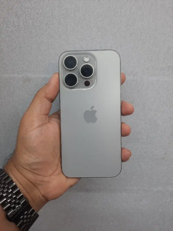 15pro|موبایل|مشهد, هفده شهریور|دیوار