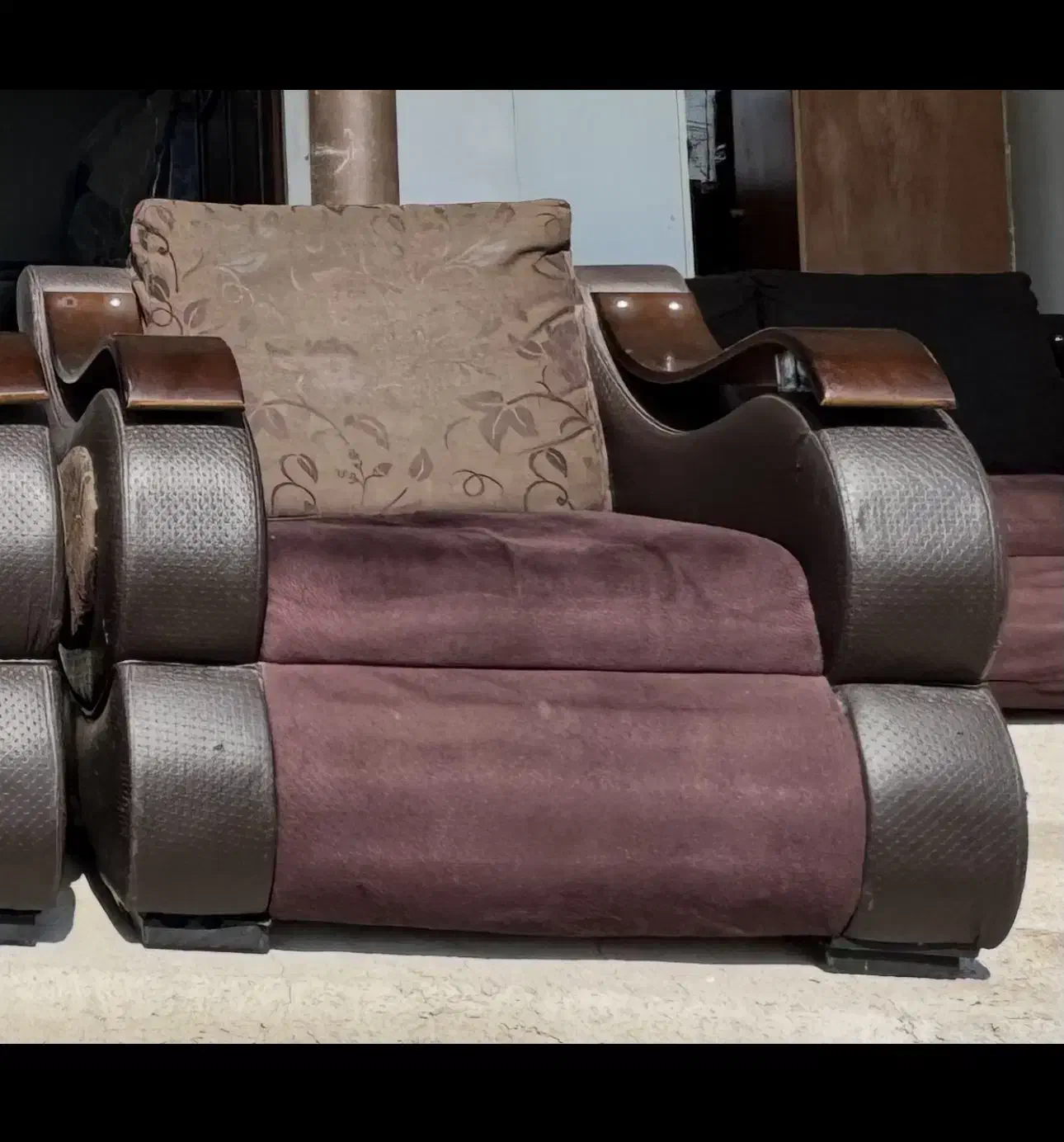 مبل ۷نفره|مبلمان خانگی و میز عسلی|رشت, حومه رشت|دیوار