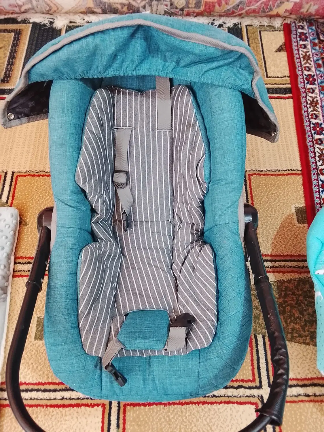 کریر|اسباب و اثاث بچه|شیراز, محراب|دیوار