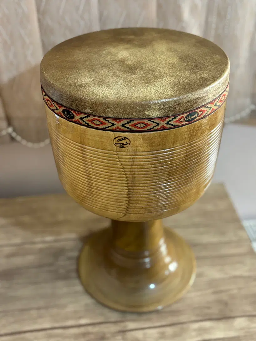 ساز|سازهای سنتی|اصفهان, باغ کاران|دیوار