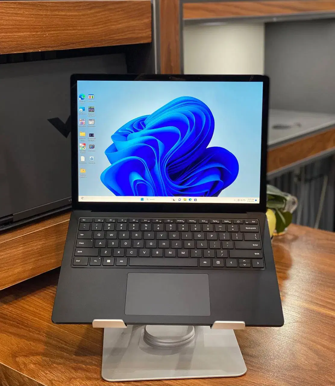 surface laptop در حد نو|رایانه همراه|تهران, فلسطین (میدان انقلاب)|دیوار