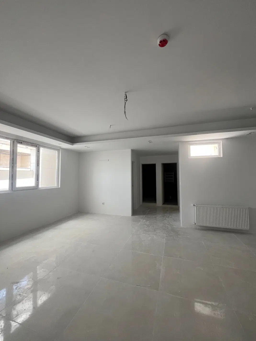 95 متر 2 خواب / سنددار نوساز / تاپ لوکیشن گلشهر - Widok 4