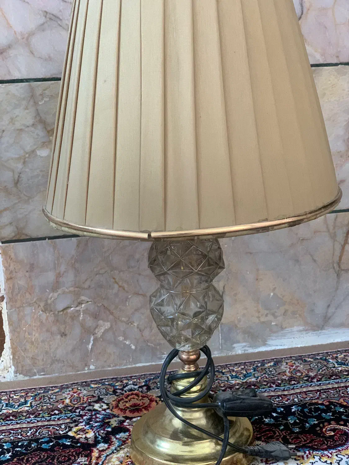 اباژور|چراغ خواب و آباژور|کاشمر, |دیوار