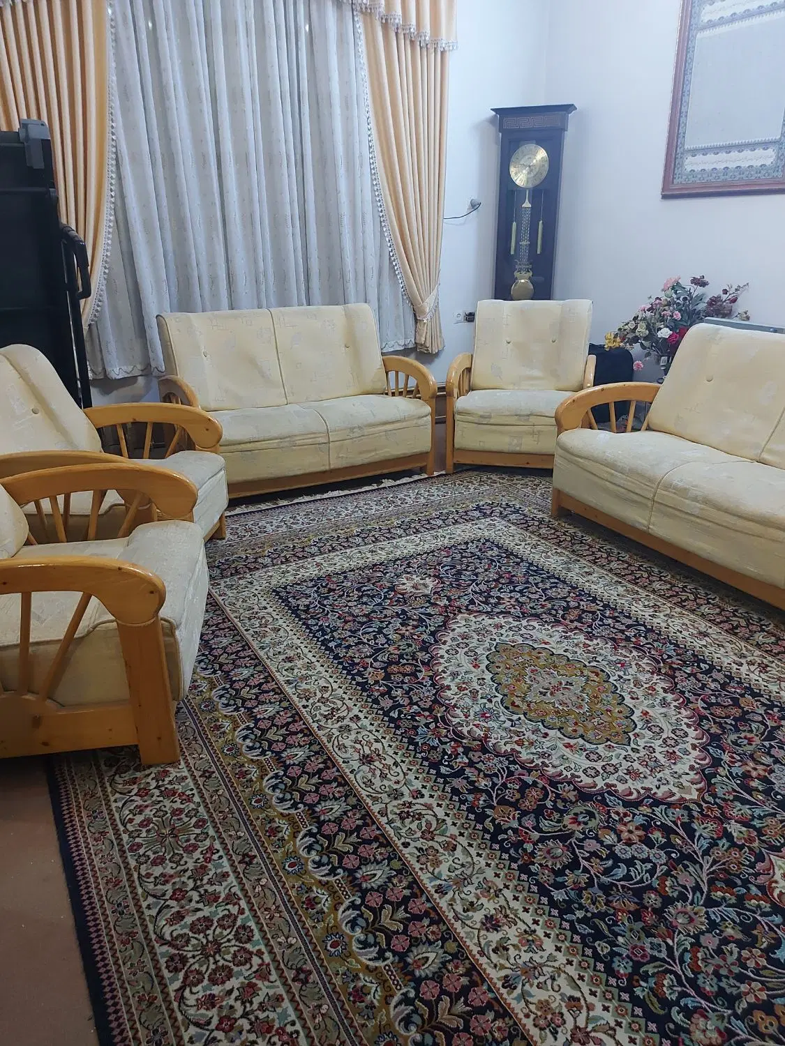 مبل|مبلمان خانگی و میز عسلی|همدان, |دیوار