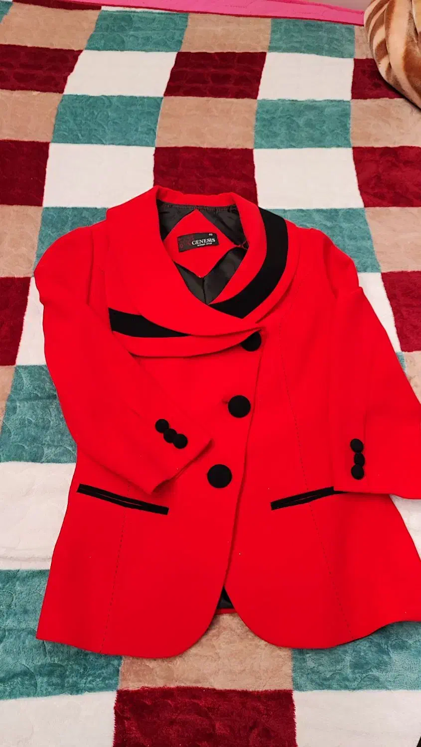 کت دامن|لباس|شیراز, انجیر|دیوار