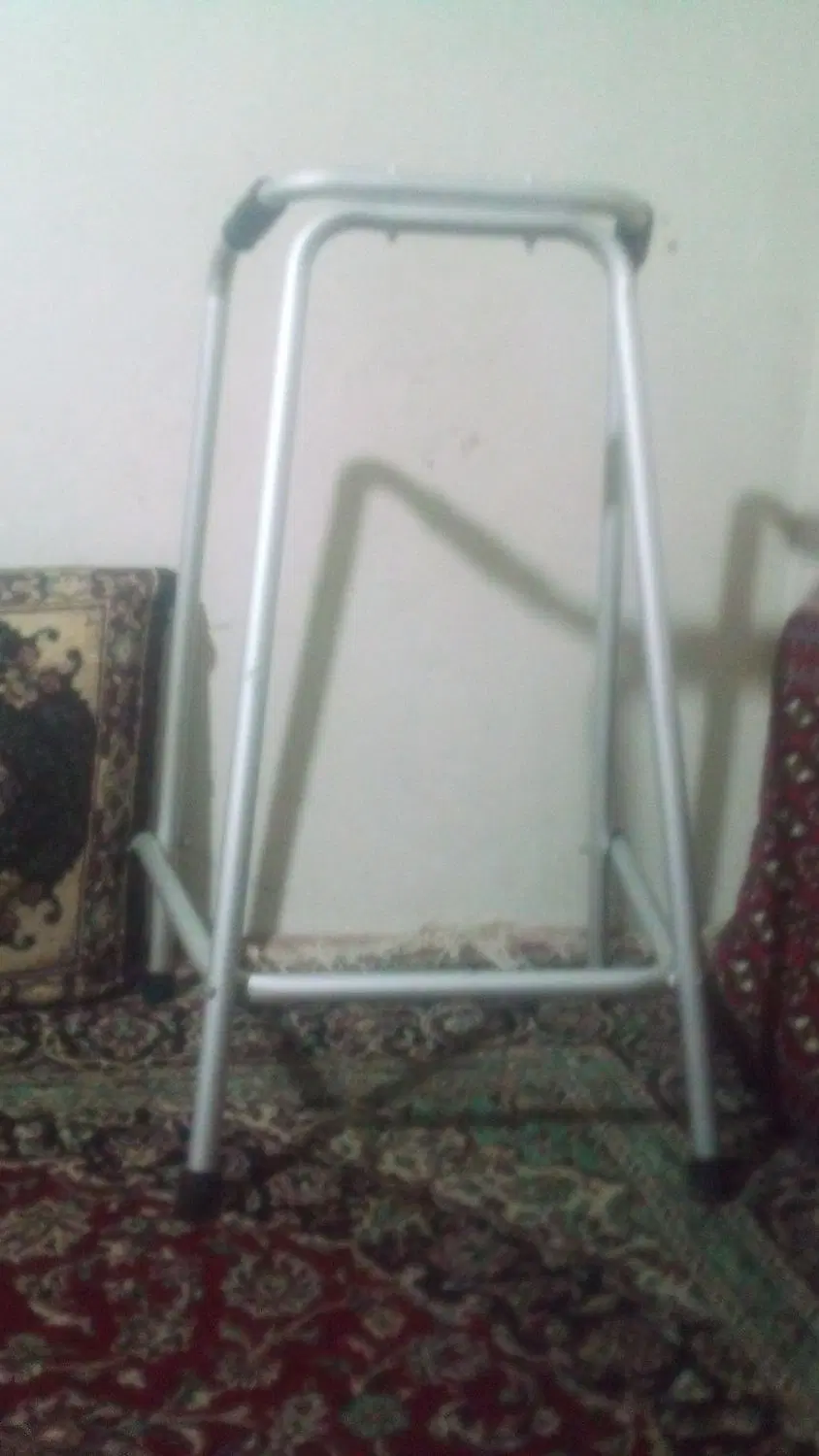 واکر|پزشکی|لنگرود, |دیوار