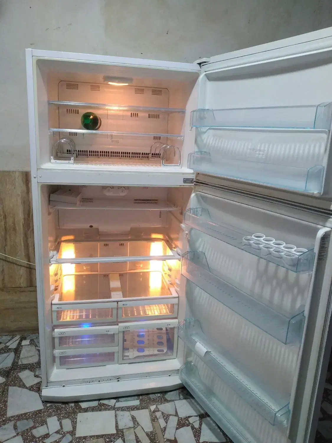 یخچال|یخچال و فریزر|رشت, یخسازی|دیوار
