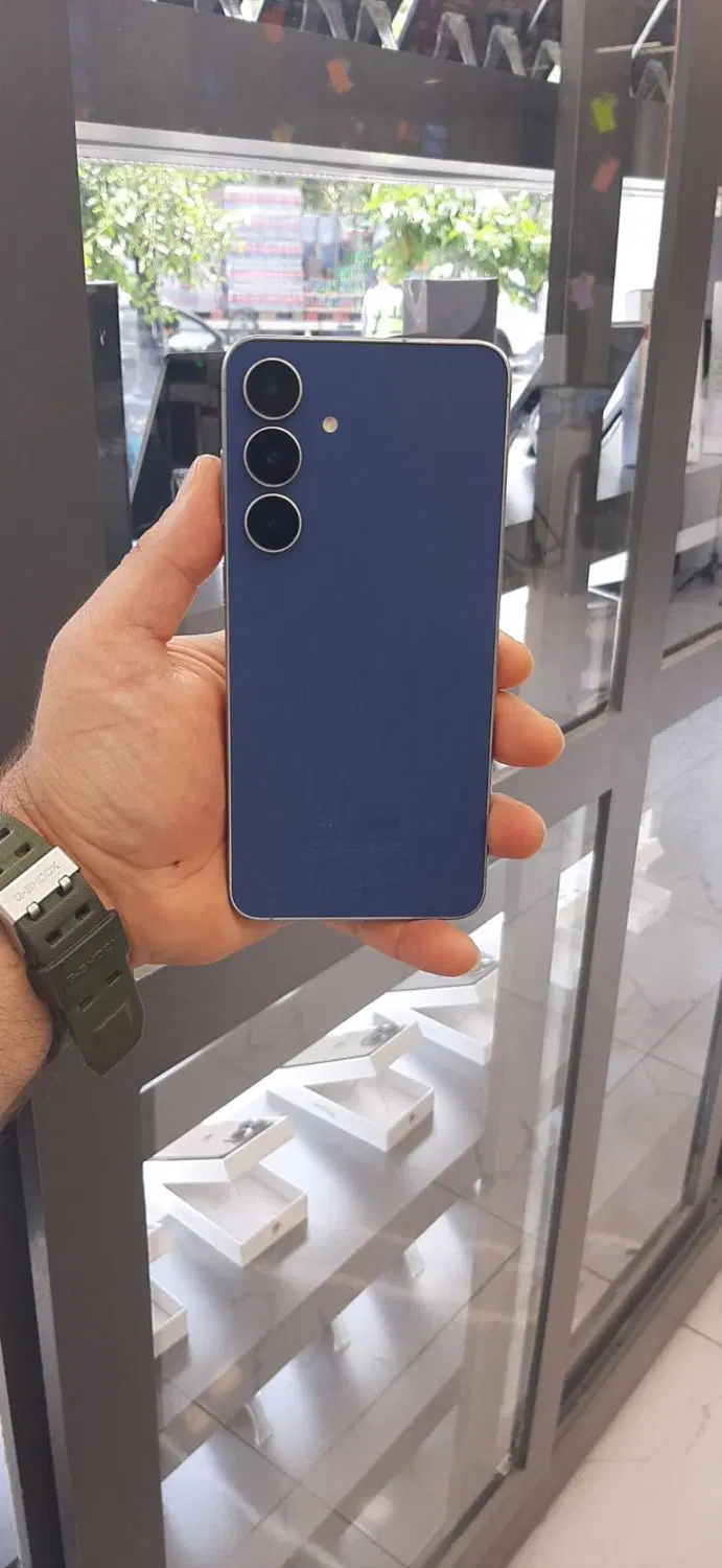 s25FE|موبایل|مشهد, بهشت|دیوار