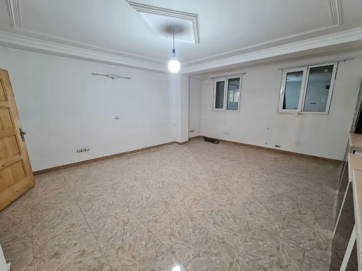دو خواب با پارکینگ اختصاصی تک واحدی گلستان ۸|اجارهٔ آپارتمان|رباط‌کریم, رباط‌کریم|دیوار