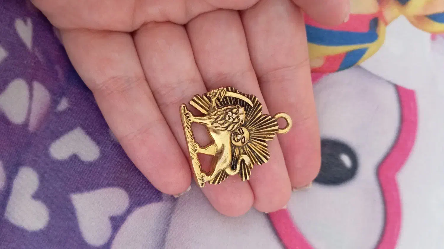 پلاک شیر|کلکسیون اشیاء عتیقه|کرمانشاه, |دیوار