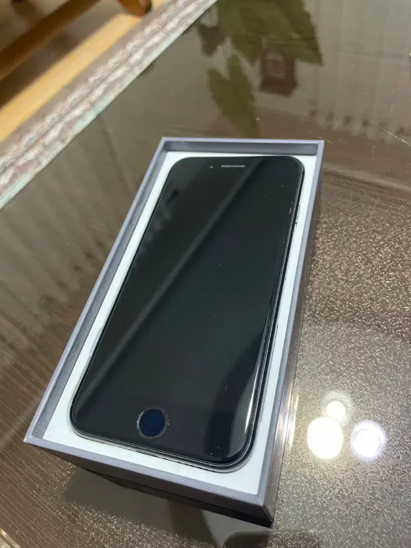 Iphone 8|موبایل|بندر انزلی, آذربایجان|دیوار